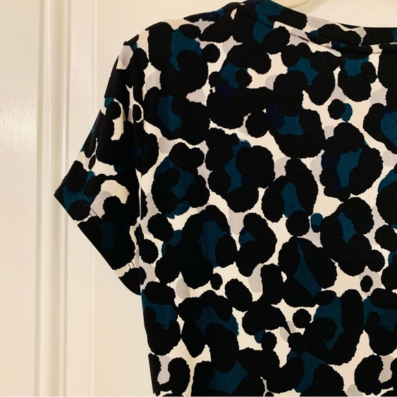 DKNY | Size Medium Womens blouse leopard print - Picture 8 of 10